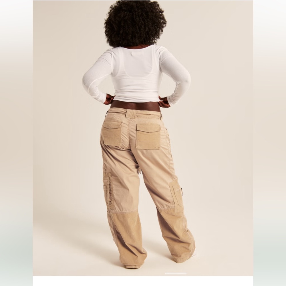 Abercrombie & Fitch - Y2K 2000’s women’s cargo pants - Picture 2 of 4